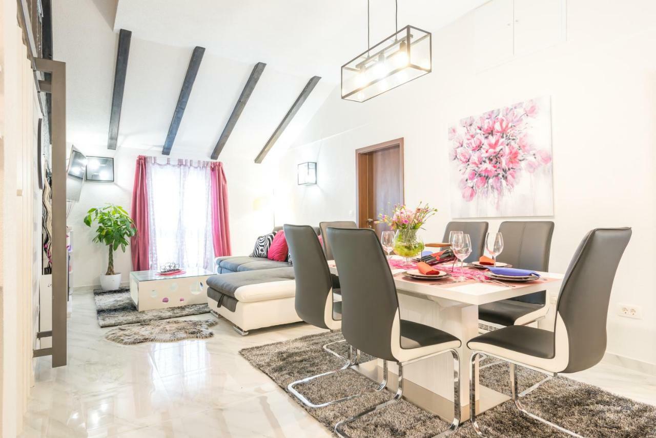 Tranquility And Nature In 4 Bedroom With Sea View Mokošica エクステリア 写真