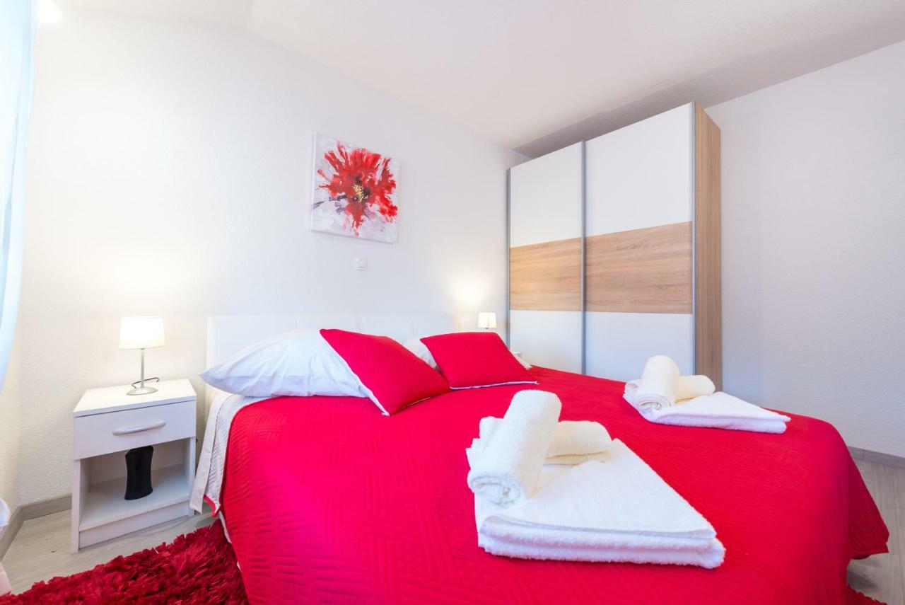 Tranquility And Nature In 4 Bedroom With Sea View Mokošica エクステリア 写真